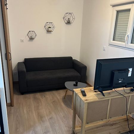 Bienvenu Chez Nous Douzens Exterior foto